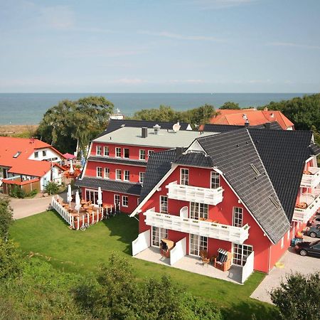 Strandhotel Deichgraf Graal-Mueritz Exterior photo