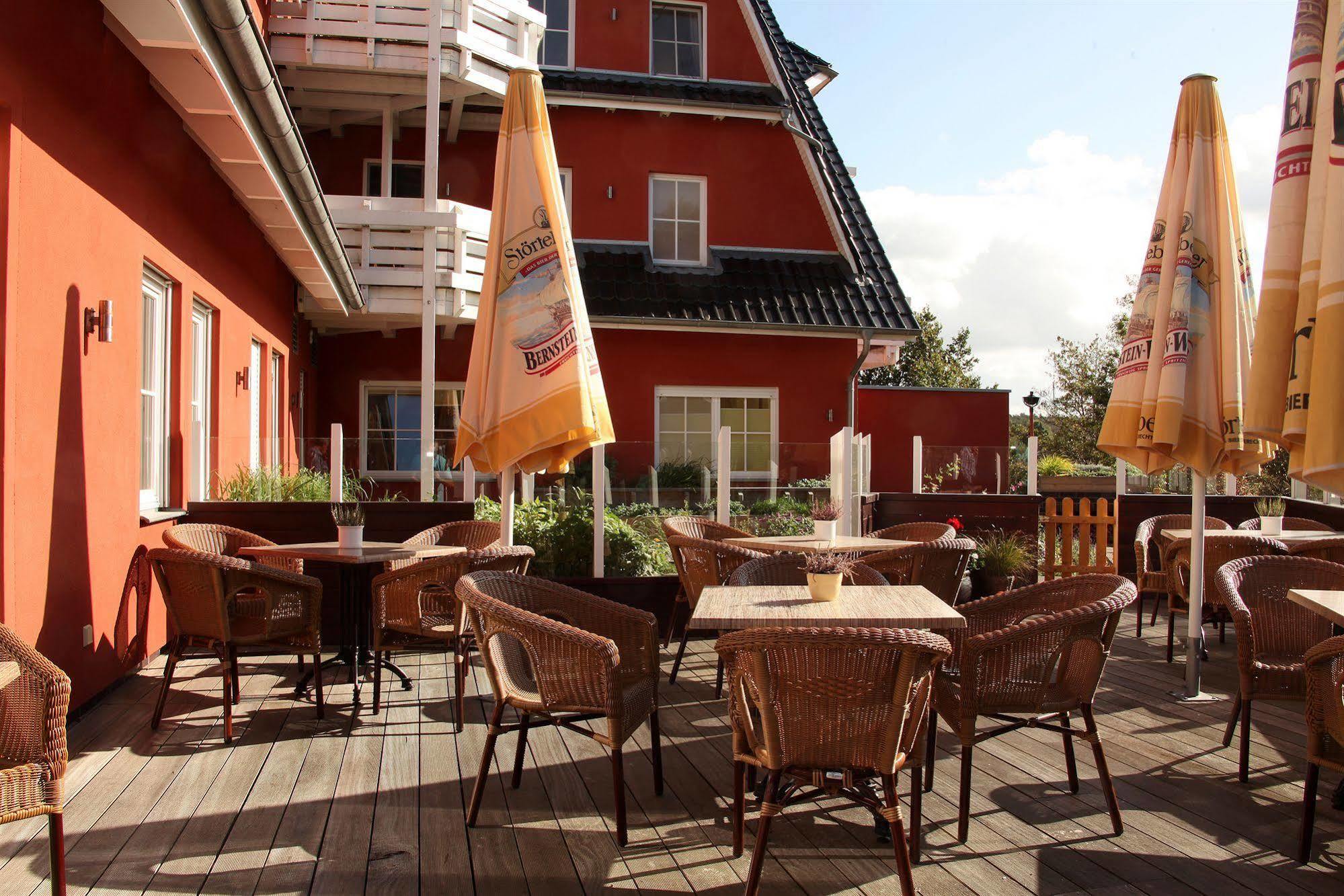 Strandhotel Deichgraf Graal-Mueritz Exterior photo